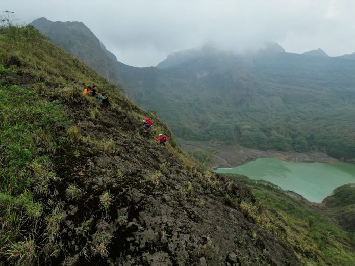 wisata gunung kelud