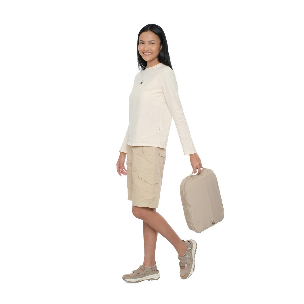 X Women Scacchi Travel Organizer merupakan Rekomendasi Perlengkapan Camping dan Traveling dari EIGER Adventure