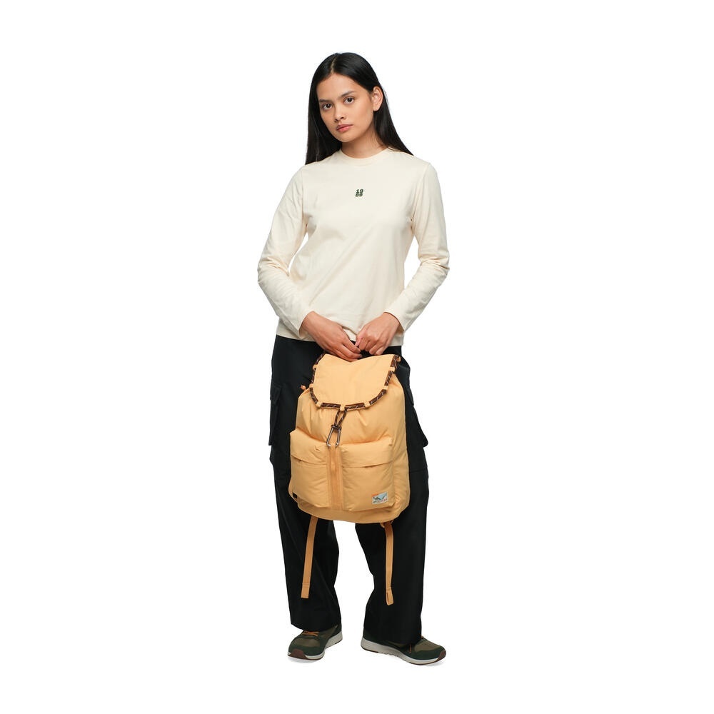 Women Boucle Backpack 20L