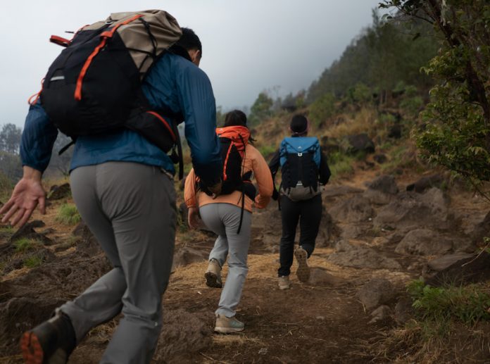 tas untuk tektok gunung