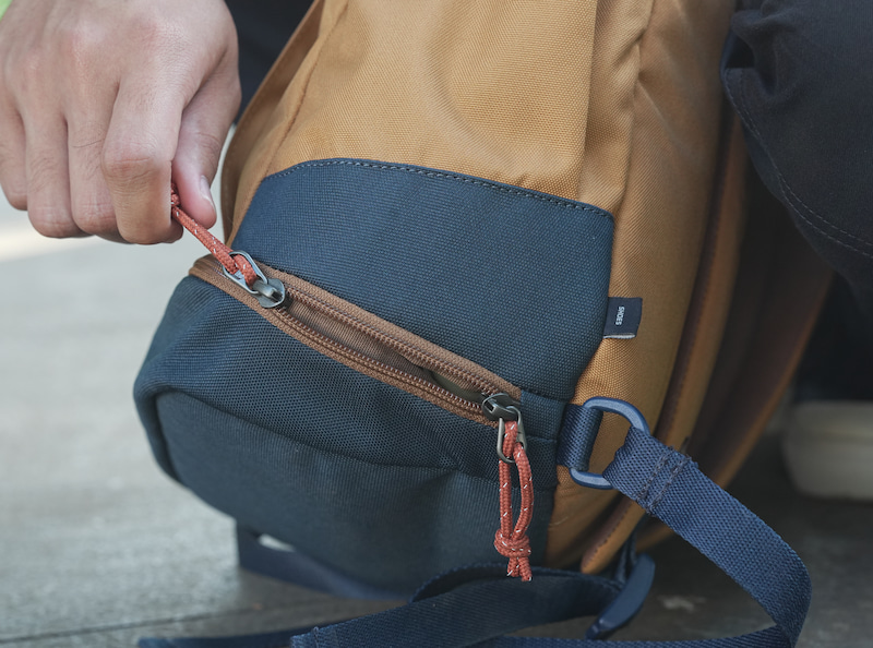 Cara Memperbaiki Resleting Tas yang Rusak