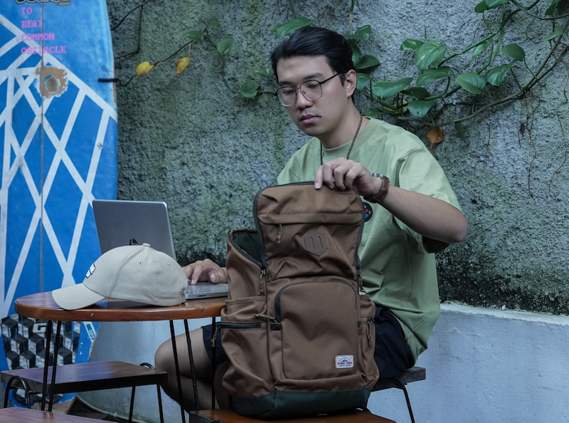 Rekomendasi Tas Daypack dari EIGER Adventure