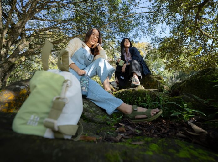 sandal gunung wanita