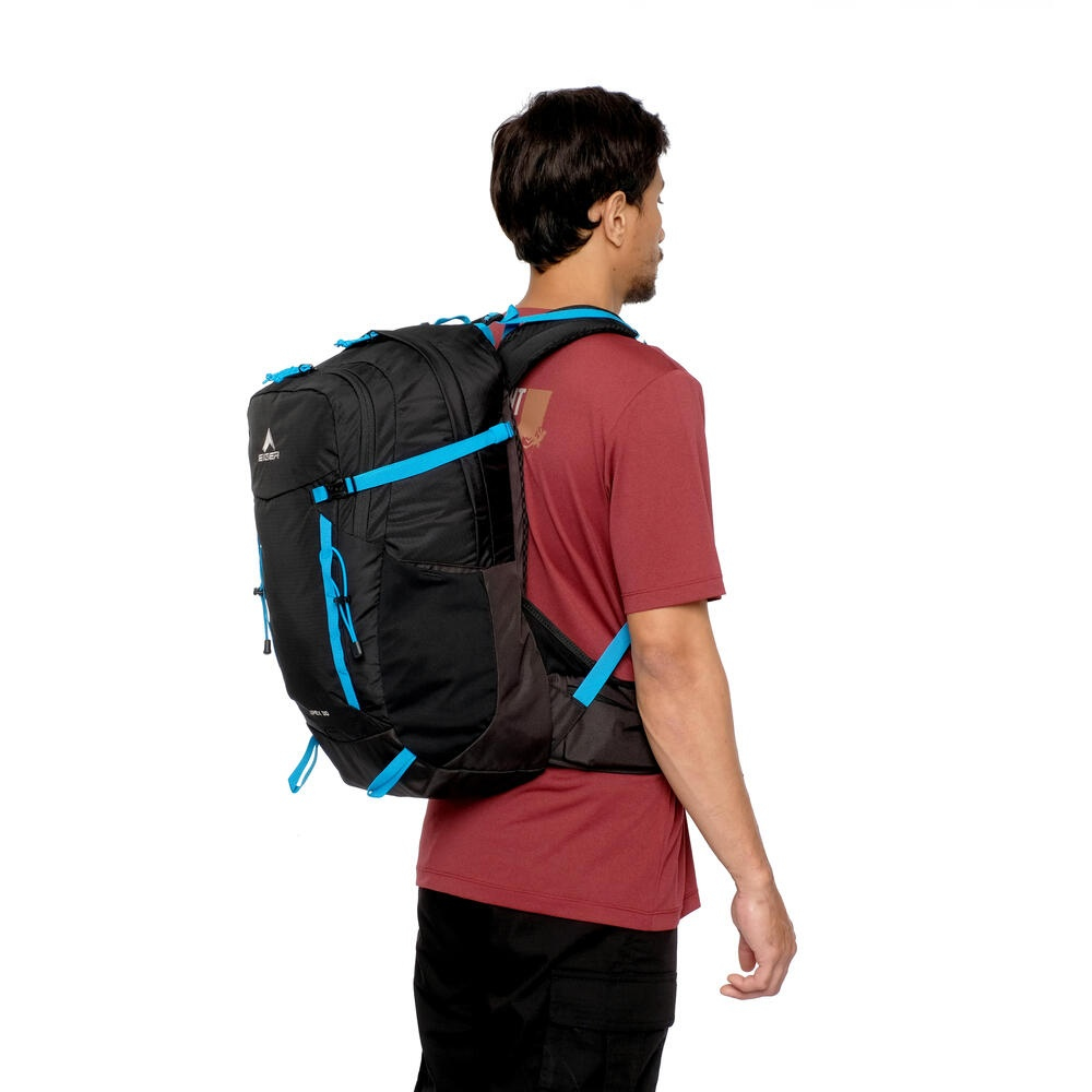 Apex Backpack 30 merupakan Hiking Gear dari EIGER Adventure