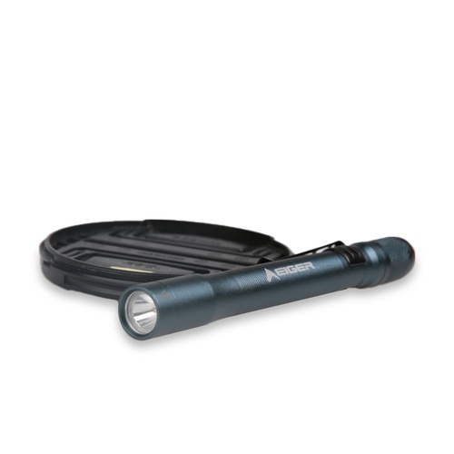 Beta Torch adalah salah satu senter terbaik untuk naik gunung dari EIGER