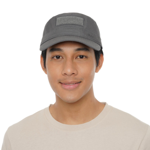 Topi taktikal dari EIGER yaitu Manouver