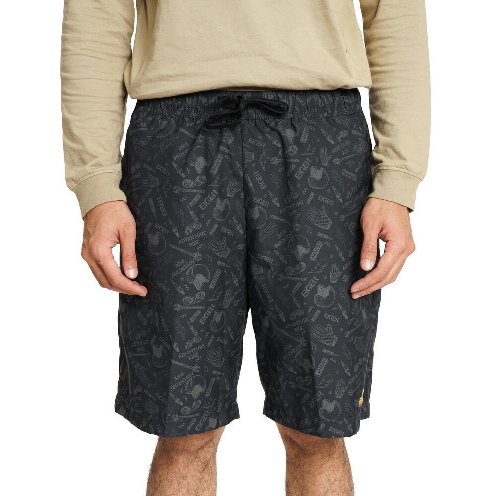 Raintour Board Short merupakan rekomendasi celana touring motor dari EIGER