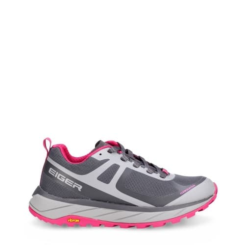 Shikra merupakan sepatu lari wanita dari EIGER