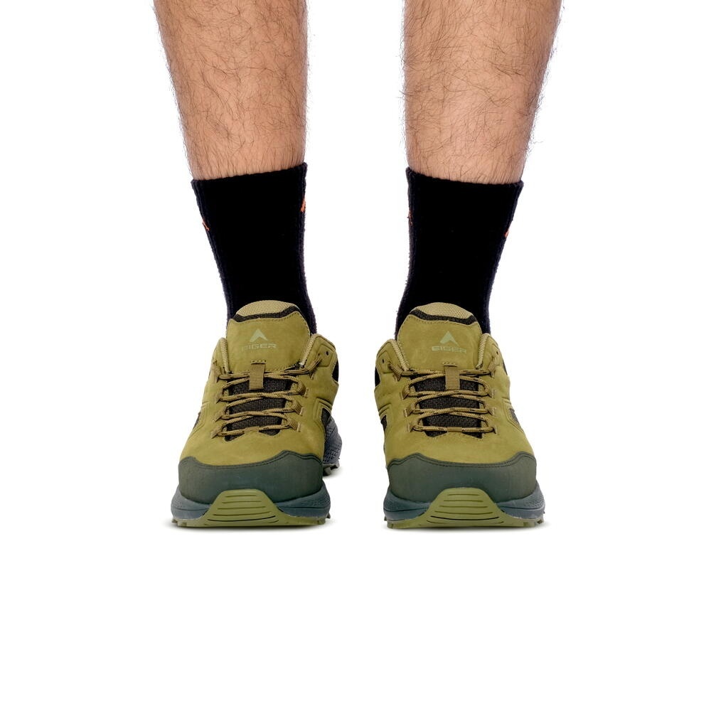 Piranha 2 merupakan sepatu hutan dari EIGER