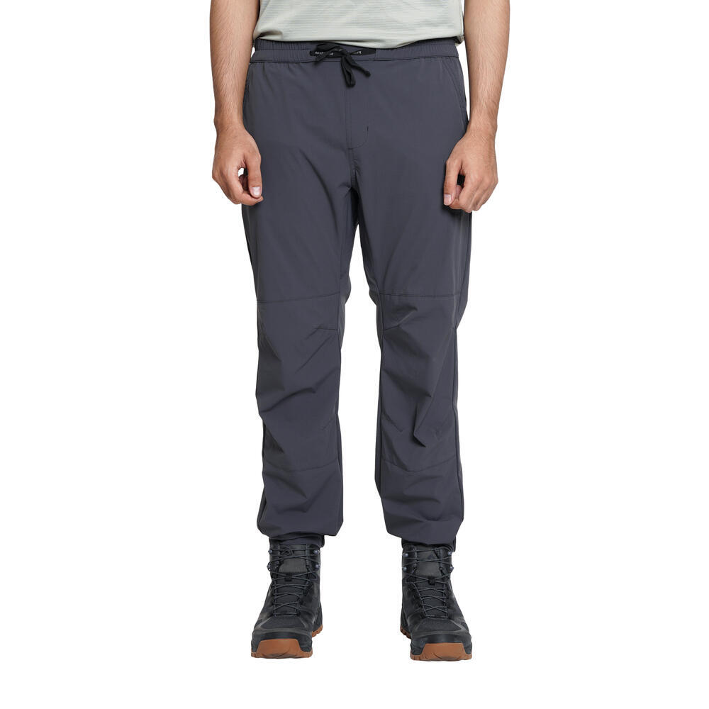 Strato Jogger Pants merupakan celana jogger pria dari EIGER