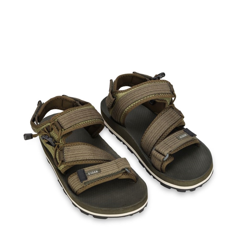 Skyros merupakan sepatu sandal pria dari EIGER