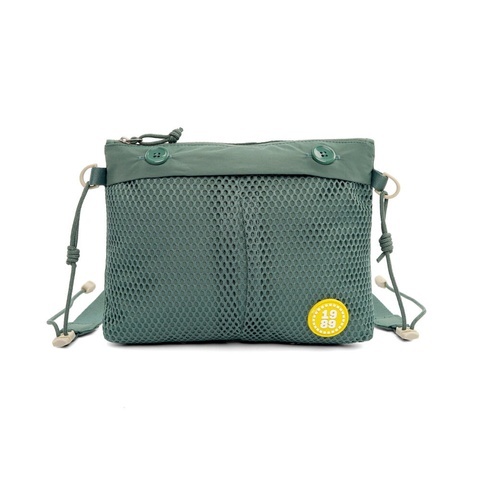 Women Kauwela Sachoce Bag merupakan tas kecil wanita dari EIGER