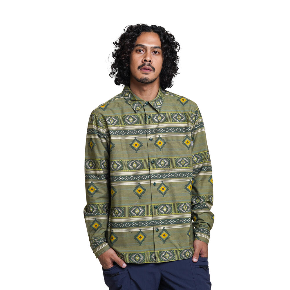 Ethno Shirt LS merupakan kemeja lebaran pria dari EIGER