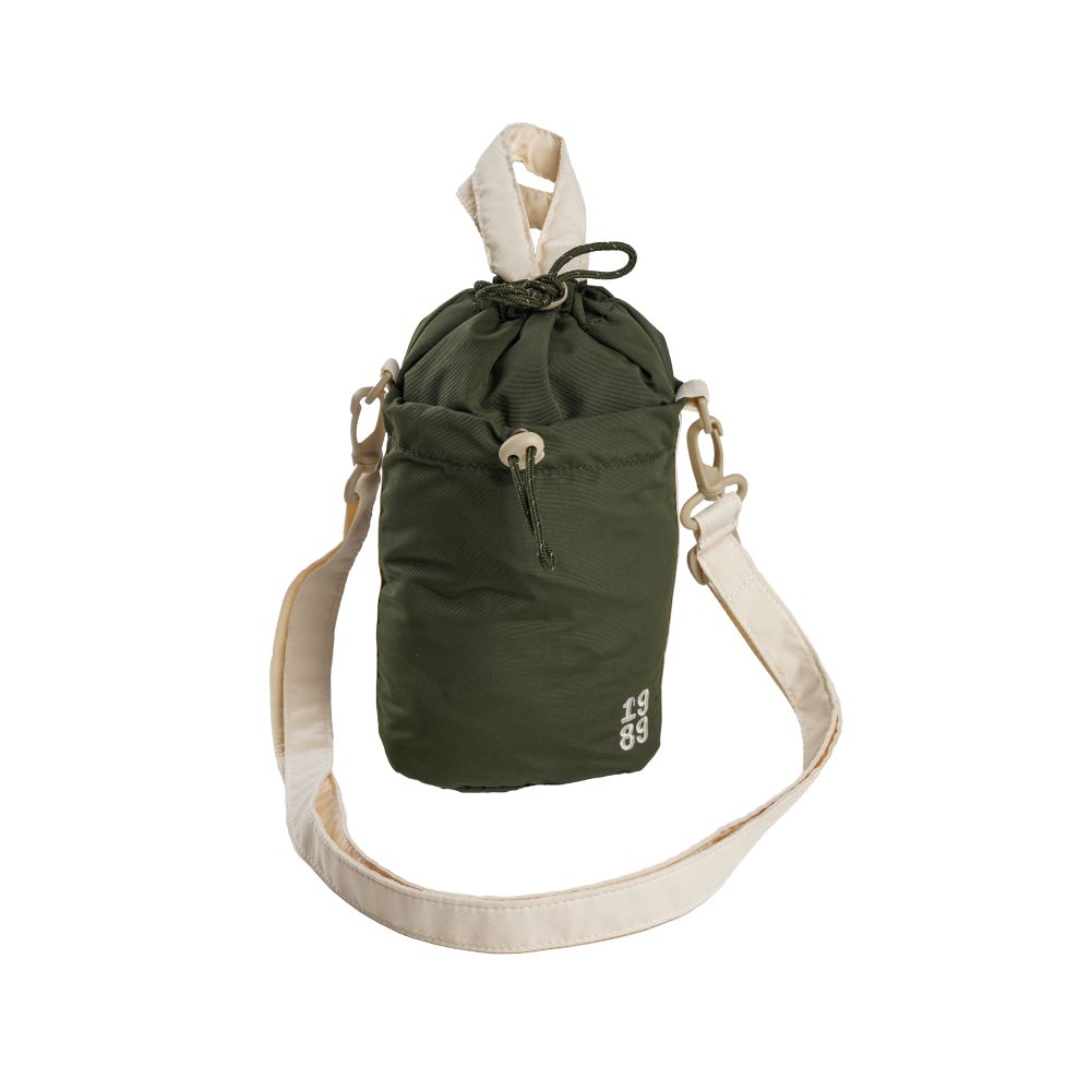 WOMEN VARSHA FOLDABLE WATER BOTTLE merupakan tas botol minum dari EIGER