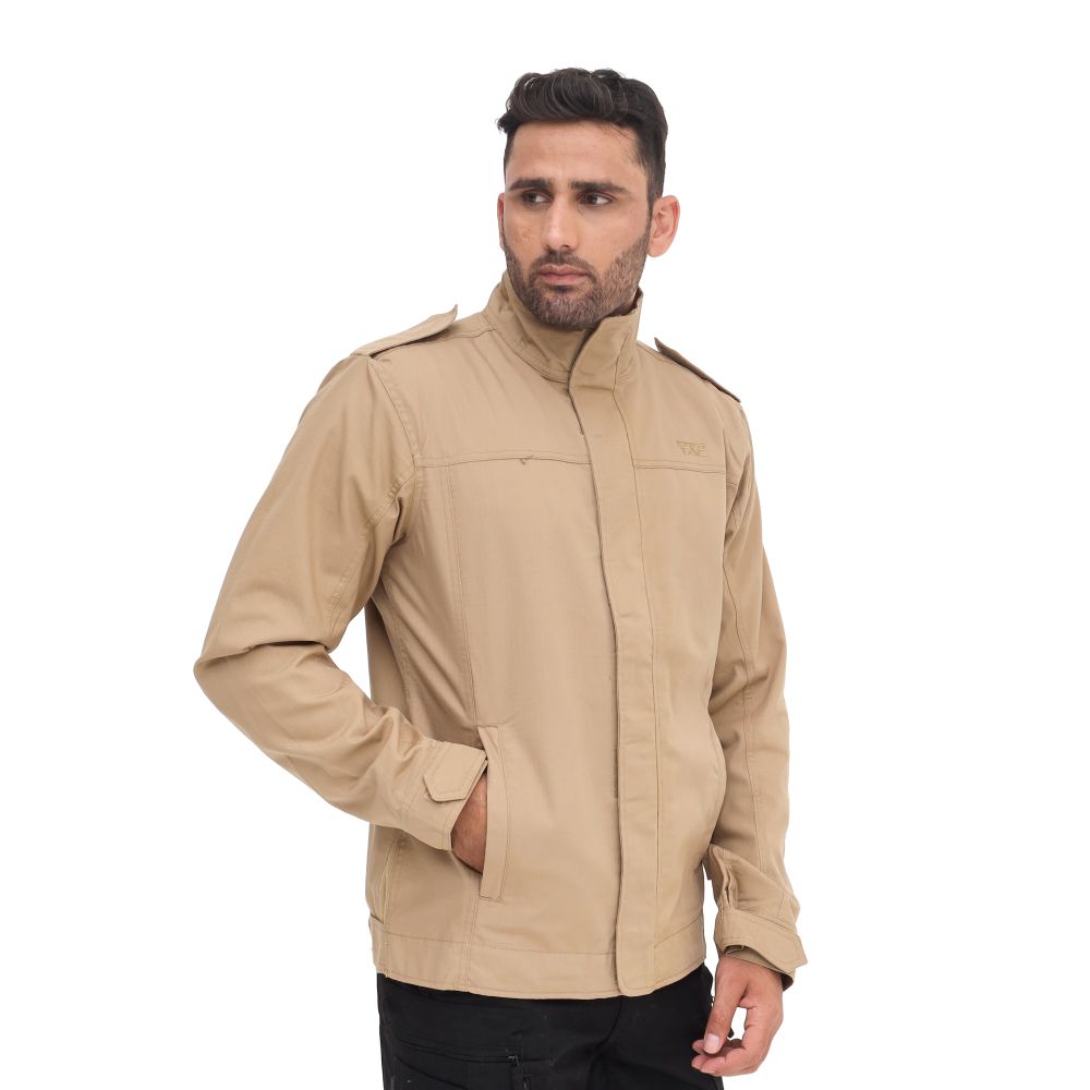 Mens Combat Field Jacket merupakan jaket army pria dari EIGER