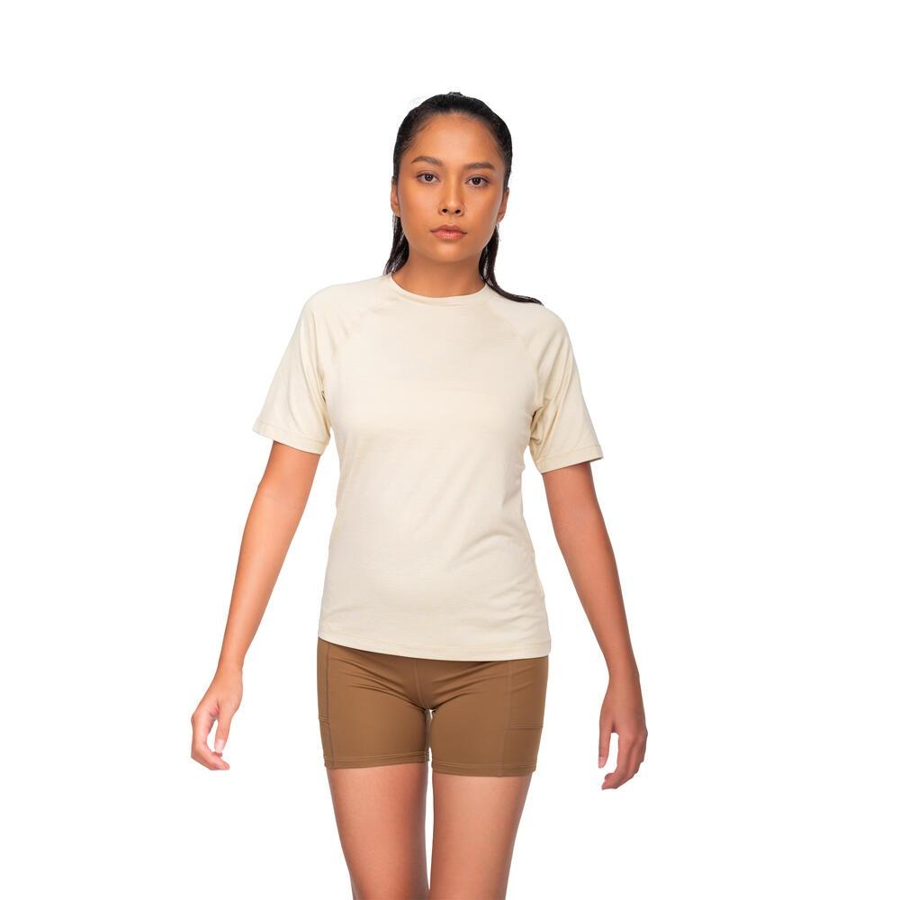 All Day Act Women SS merupakan kaus lengan pendek dari EIGER