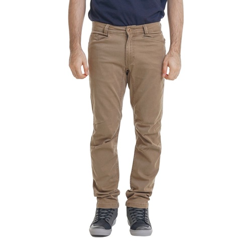Newburgh Trousers merupakan celana khaki dari EIGER