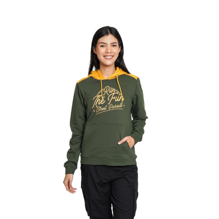 Women Run The Fun Hoodie merupakan sweater hoodie dari EIGER