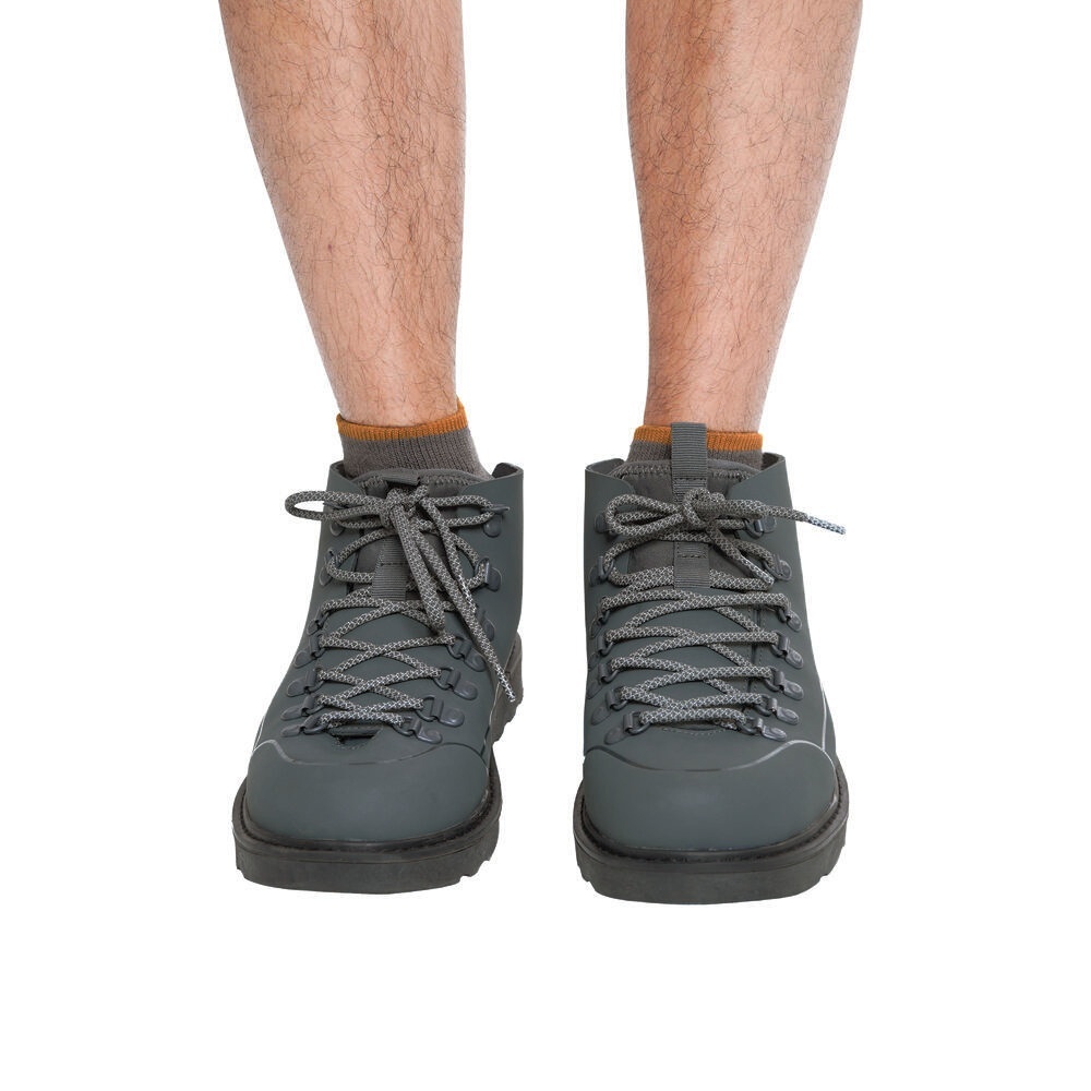 Campfest Boots merupakan sepatu boots pria dari EIGER