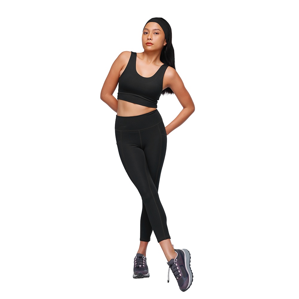 Corecomfort Crop Legging merupakan celana yoga dari EIGER