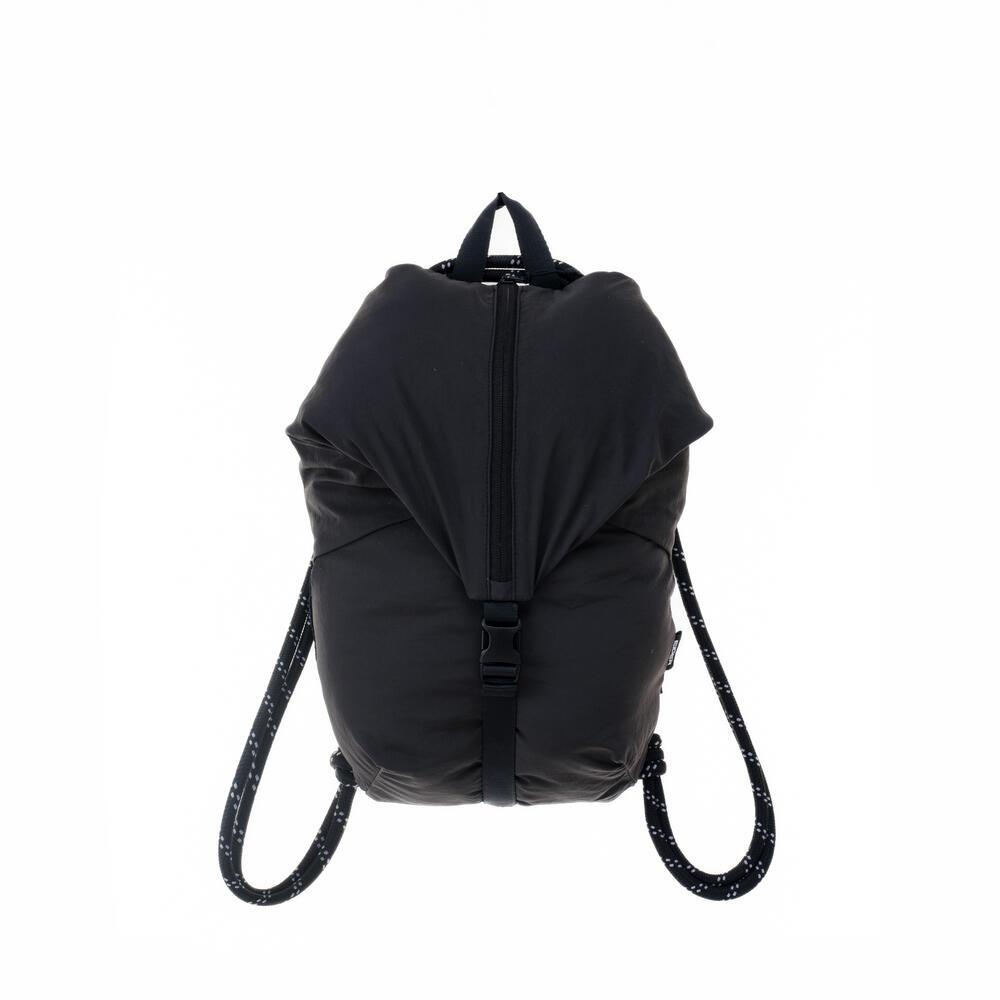 Evolite Drawstring Bag merupakan tas multifungsi dari EIGER