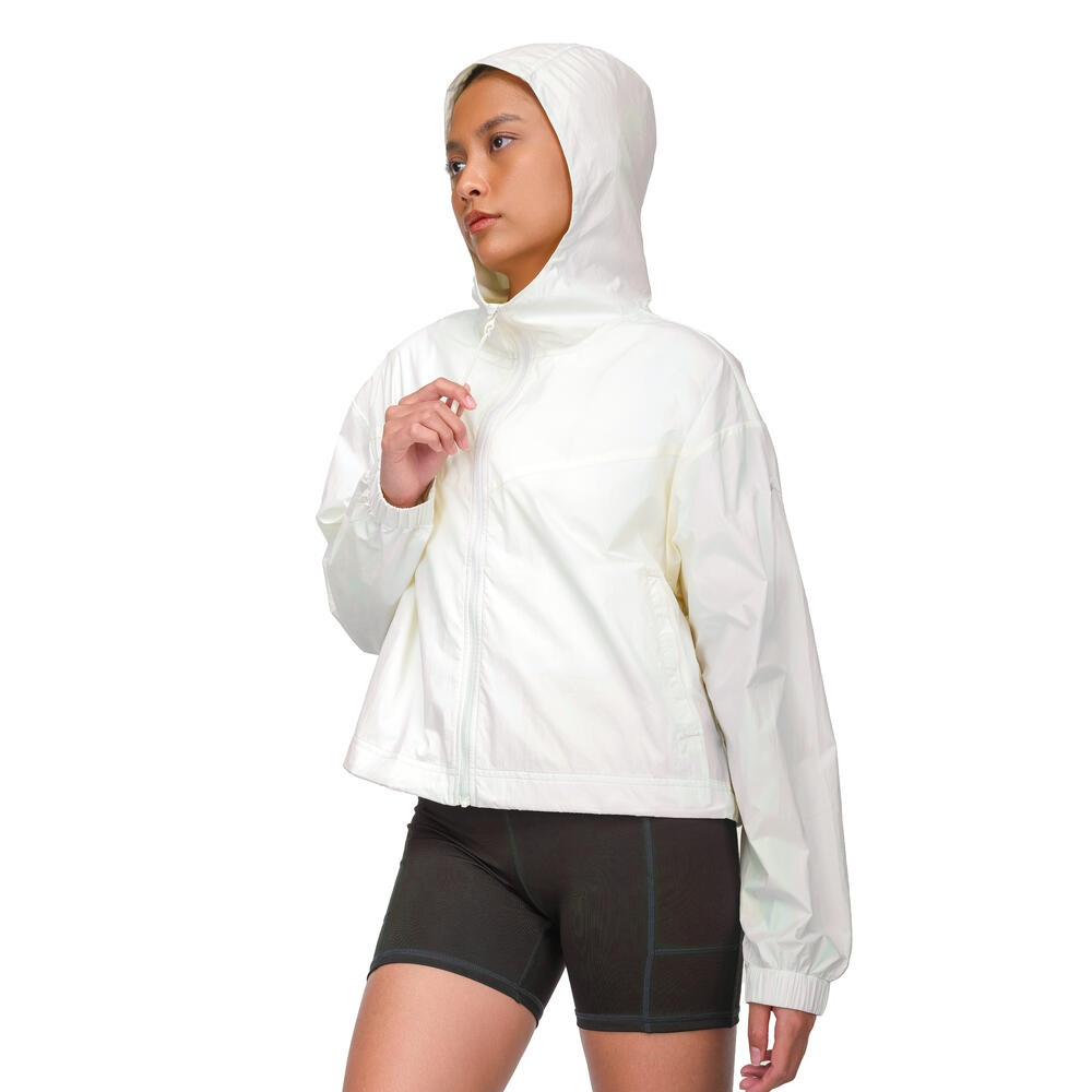 Funfusion Women Jacket dari EIGER untuk outfit pilates hijab