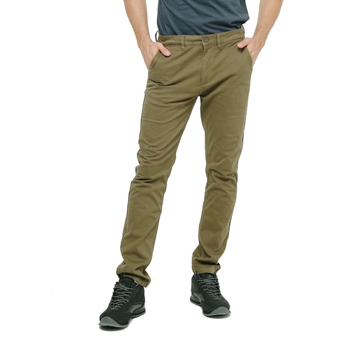 Milestone Chinos 1.1 merupakan celana chino pria dari EIGER