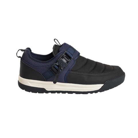 Safar Low Cut merupakan sepatu sneakers pria dari EIGER