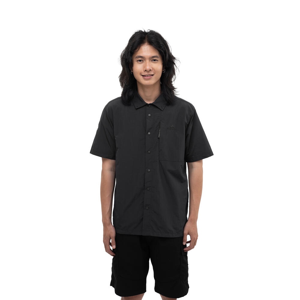 Tiliqua SS Shirt merupakan kemeja outdoor dari EIGER