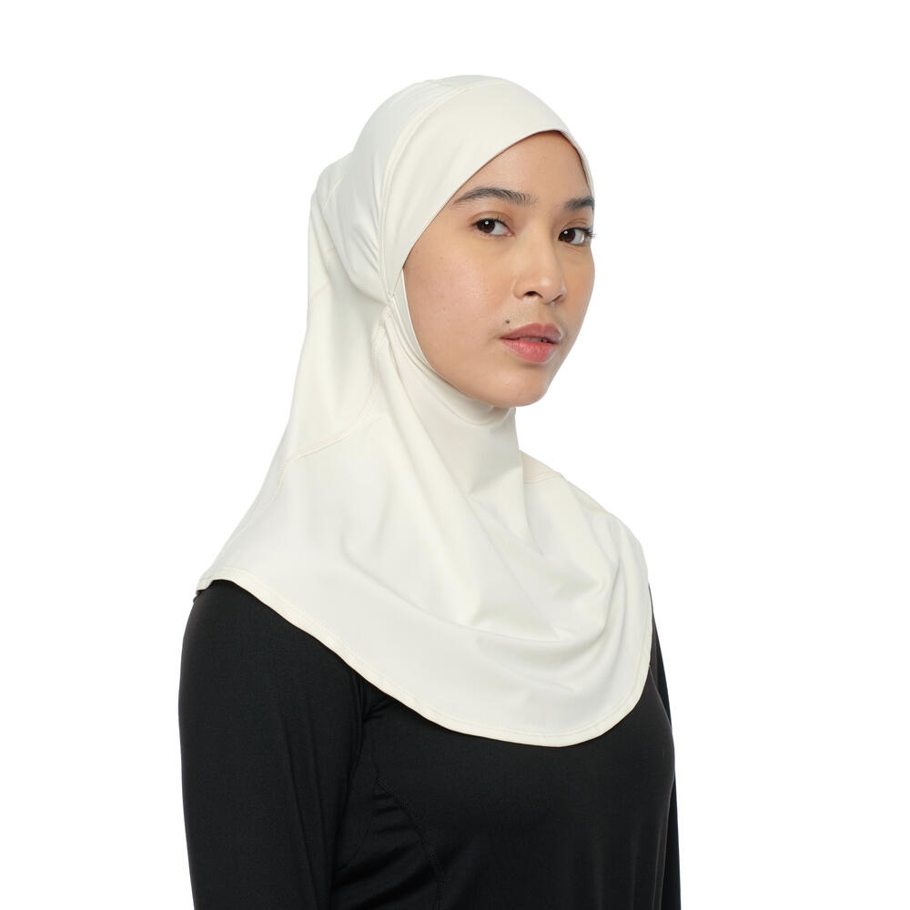 WS Tamata Sport Hijab dari EIGER untuk outfit pilates hijab