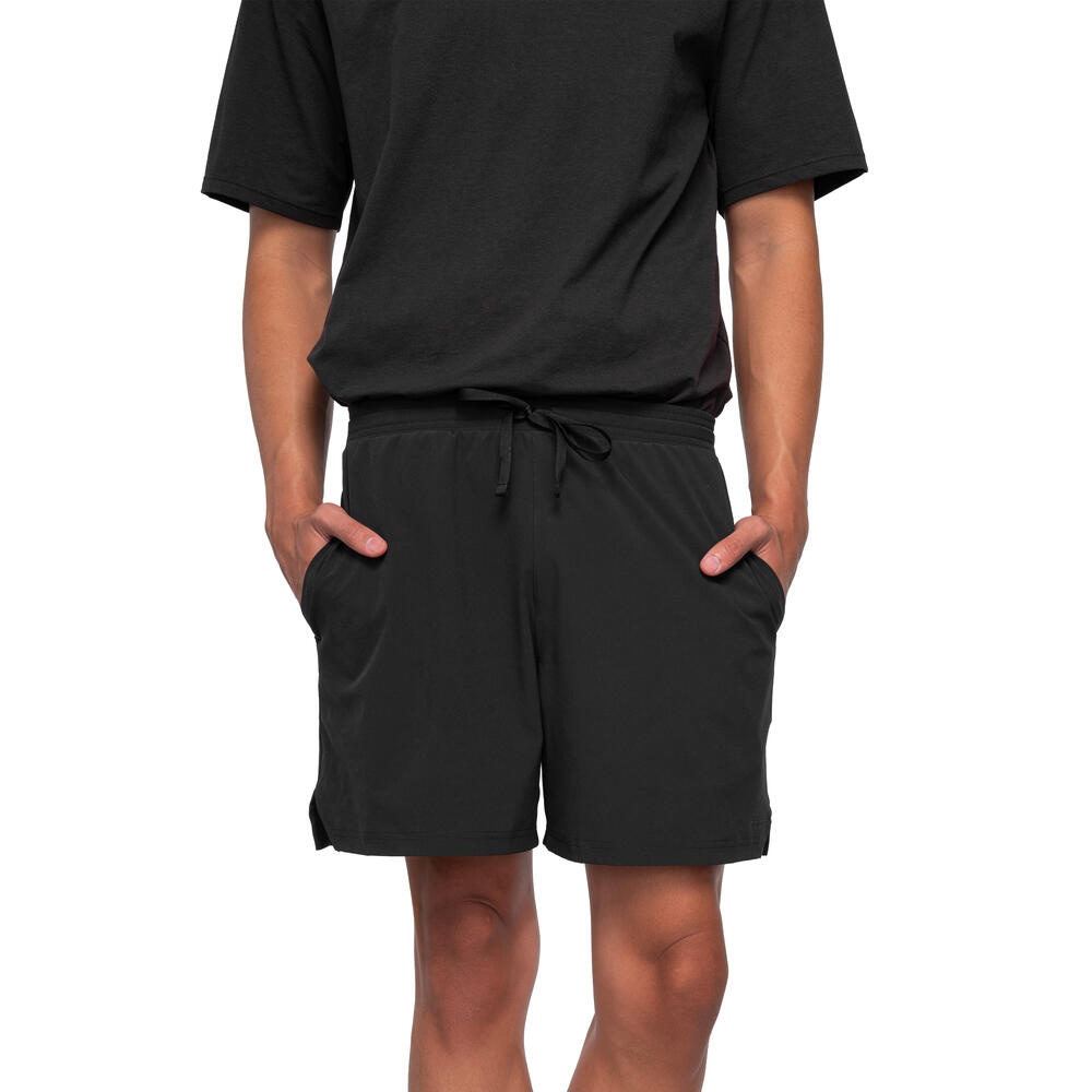 Whimsiwalk Men Shorts merupakan celana lari pria dari EIGER