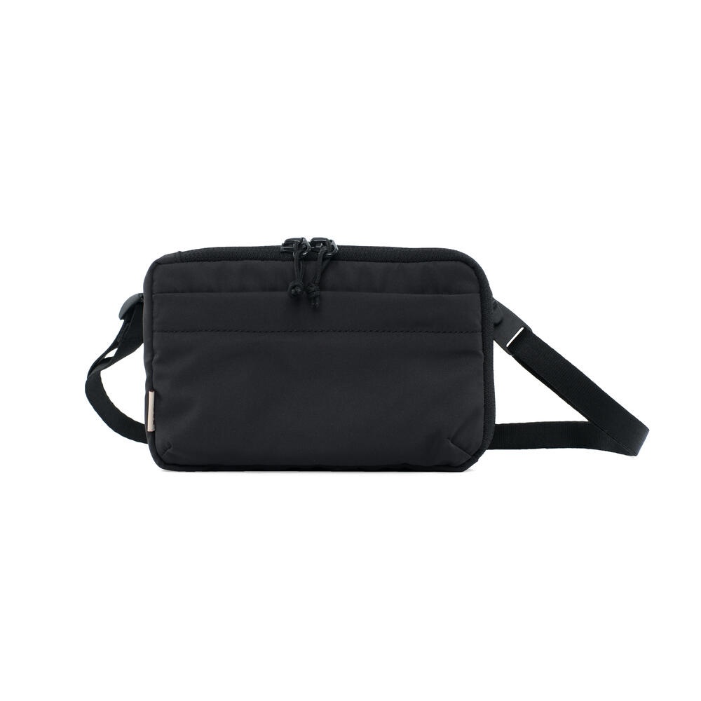 Women Athoria Sling Bag merupakan tas hitam wanita dari EIGER