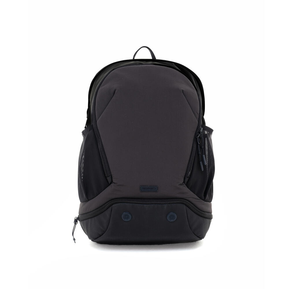 Work to Workout Backpack merupakan tas kerja pria dari EIGER