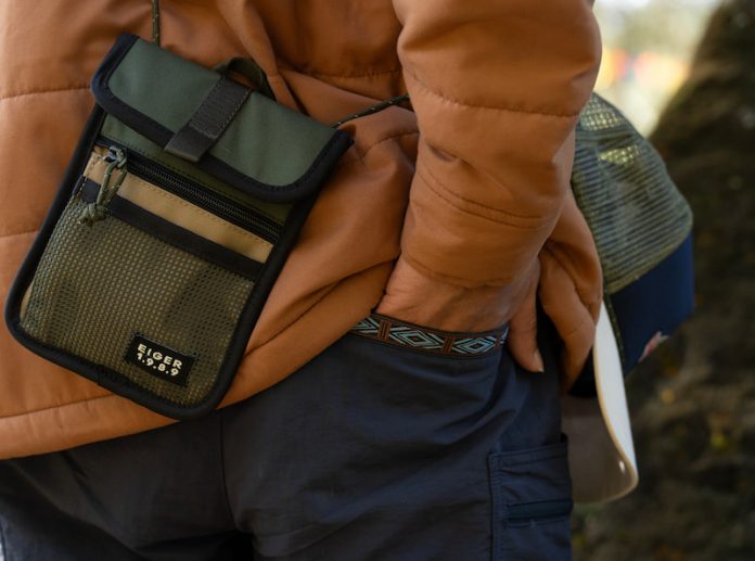 dompet kanvas pria