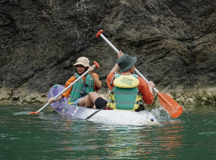 outfit rafting